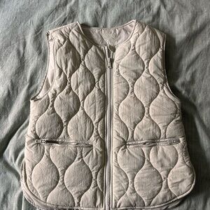Zara Cream Quilted Vest / Gilet